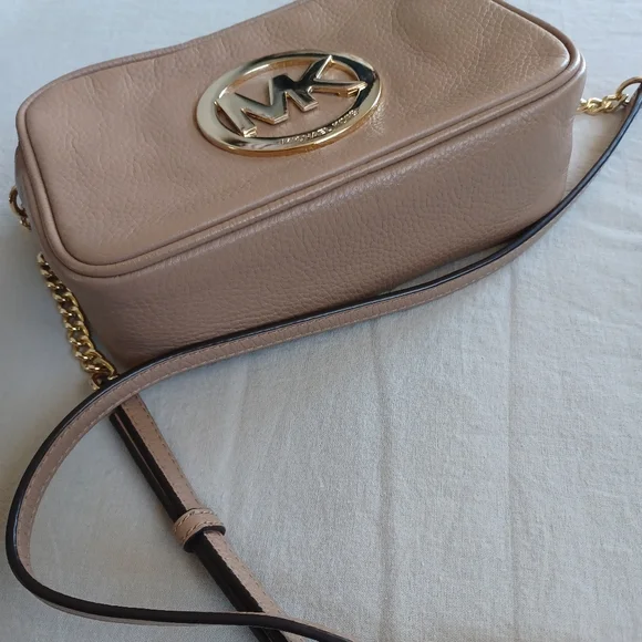Michael Kors Crossbody Bag - Picture 7 of 11